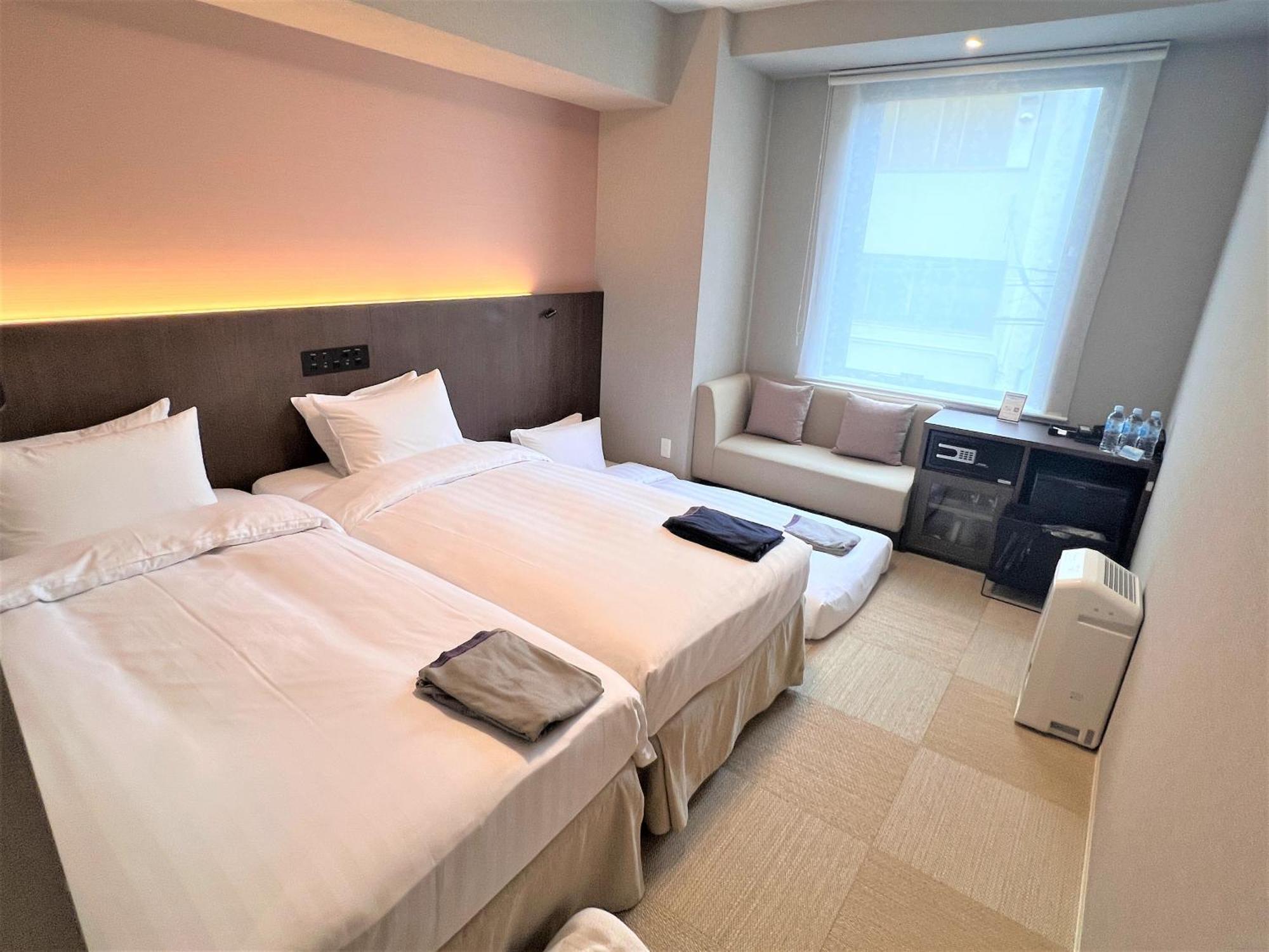 Hiyori Hotel Osaka Namba Station Exteriör bild